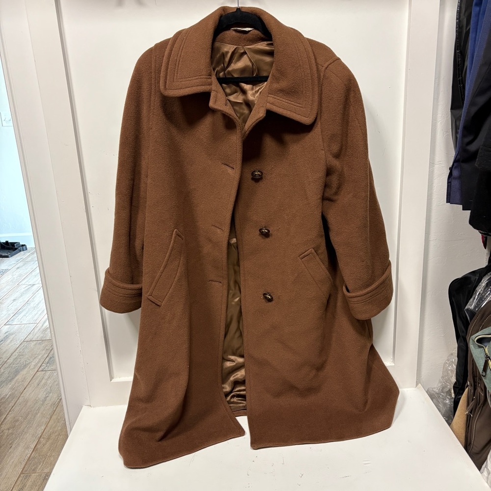 Brown Wool Tadon Coat made in Italy